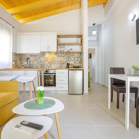 Cosy Πανσιόν *