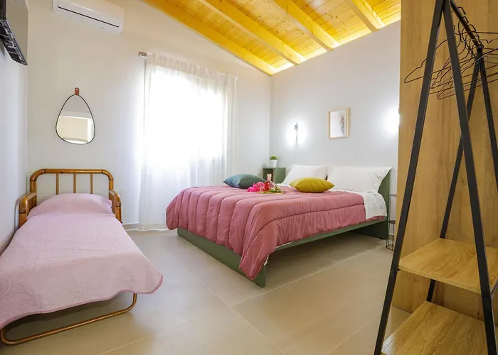 Cosy * Analipsis (Messinia)